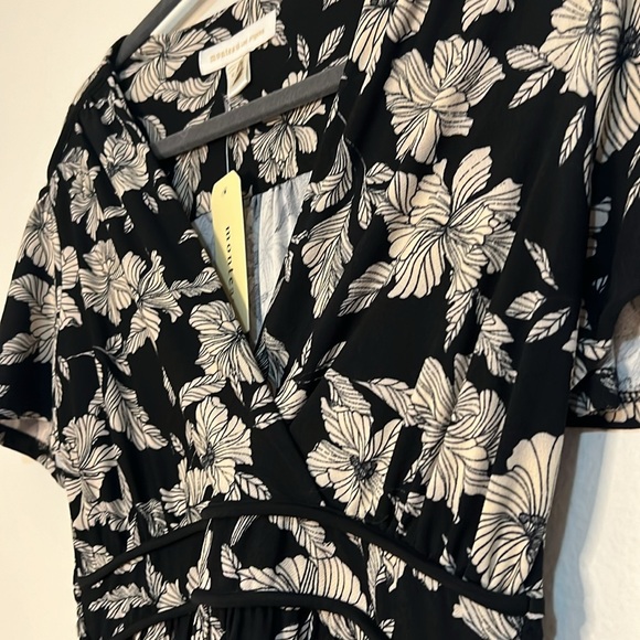 Monteau Black and cream flowered dress - Picture 2 of 6